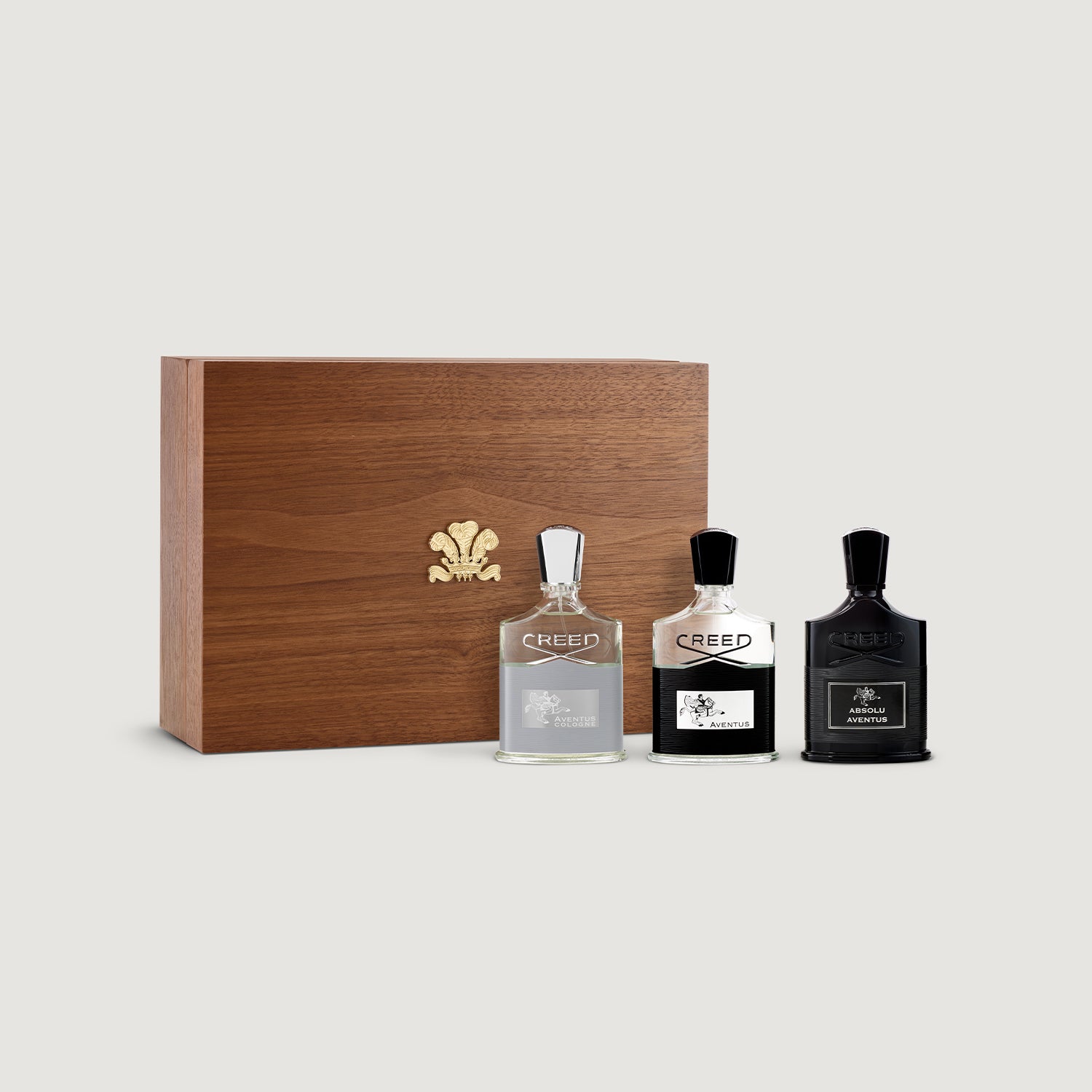 1500x1500__0004_06_CREED_WOODEN_TRUNK_STANDING_ANGLE_PRODUCT_TRIO_v1_CLNT.jpg